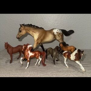 Breyer Horses Lot Of 6